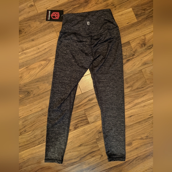 Born Primitive Compression Tights - Picture 4 of 4